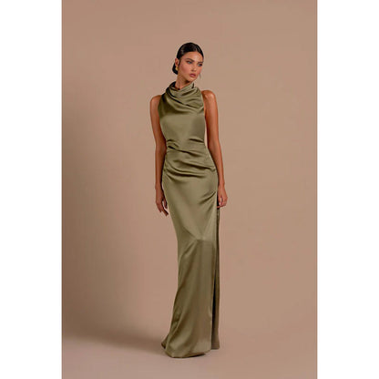 Sexy Neckholder-Abendkleid aus rückenfreiem Satin mit langem Etuikleid und Seitenschlitz