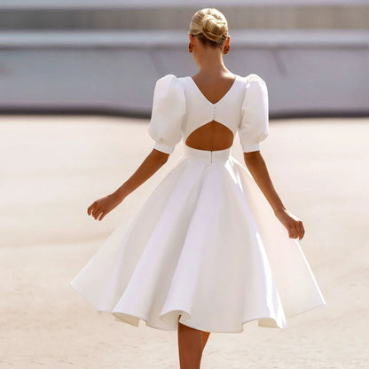 Short Puff Sleeves Satin Wedding Dresses O Neck Simple Plain Bride Gowns A Line Bridal Dress