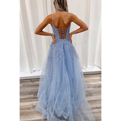 Elegant & Luxurious Criss-Cross Straps V-Neck Spaghetti Straps Tulle Prom Dress