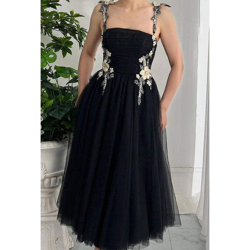 Elegant & Luxurious Straps Square A-line Tulle Formal Prom Dress With Applique