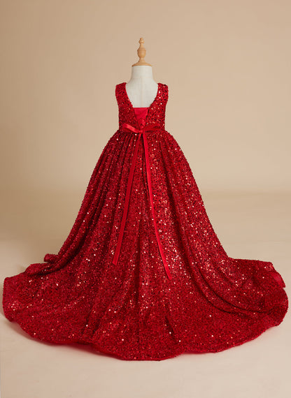 Dazzling Red Sequined Princess Ball Gown with V-Neck and Court Train for Girls