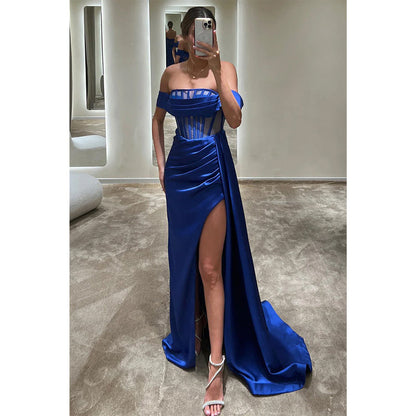 sexy &amp; heißes schulterfreies langes Ballkleid aus Satin mit Illusionsfalten und Schlitz 