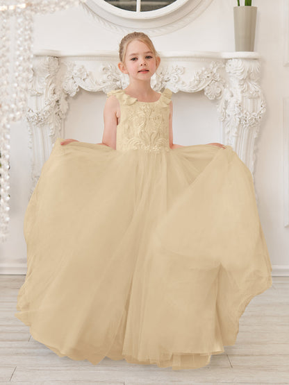 Elegant White Tulle Flower Girl Dress with Sweep Train