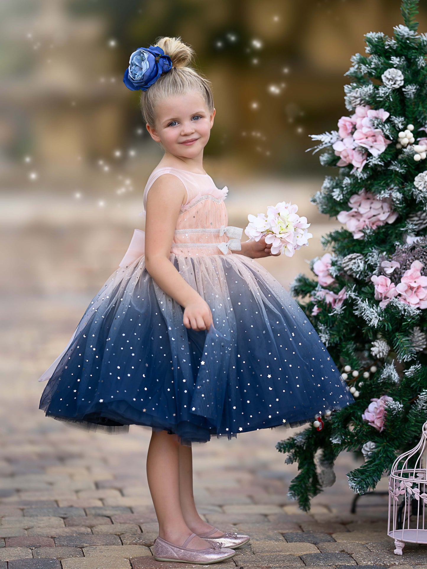 Stunning Blue Ombre Tulle Knee-length Girl Dress