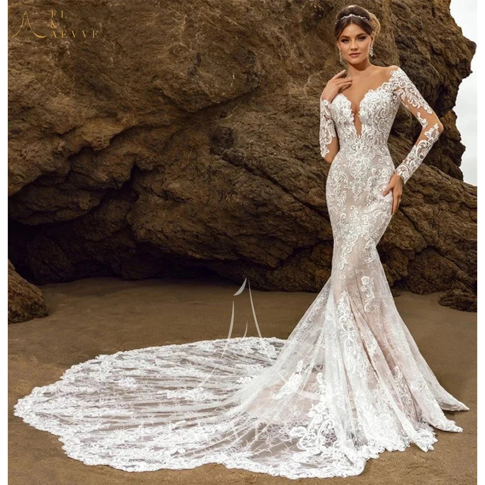 Elegant Lace Long Sleeve Deep V-Neck Brides Dresses for Women Luxury Wedding Dress With Chapel Train Mermaid Wedding Party Gown