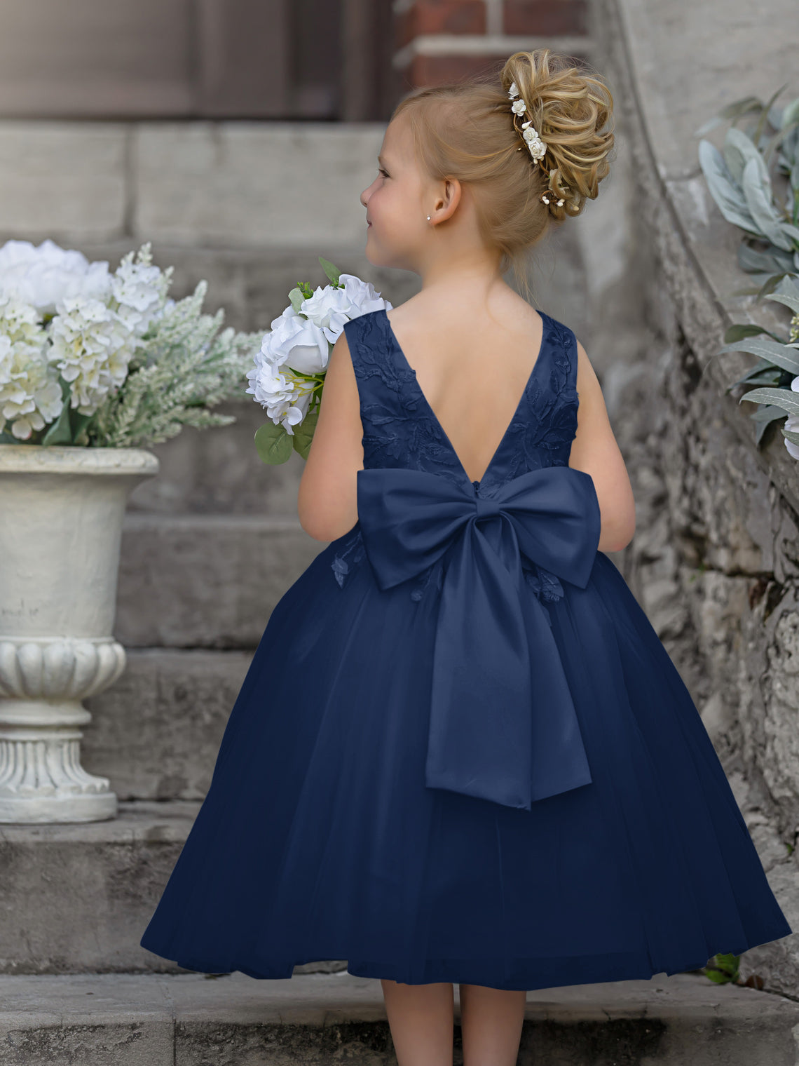 Sleeveless Lace Tulle Knee Length Flower Girl Dress