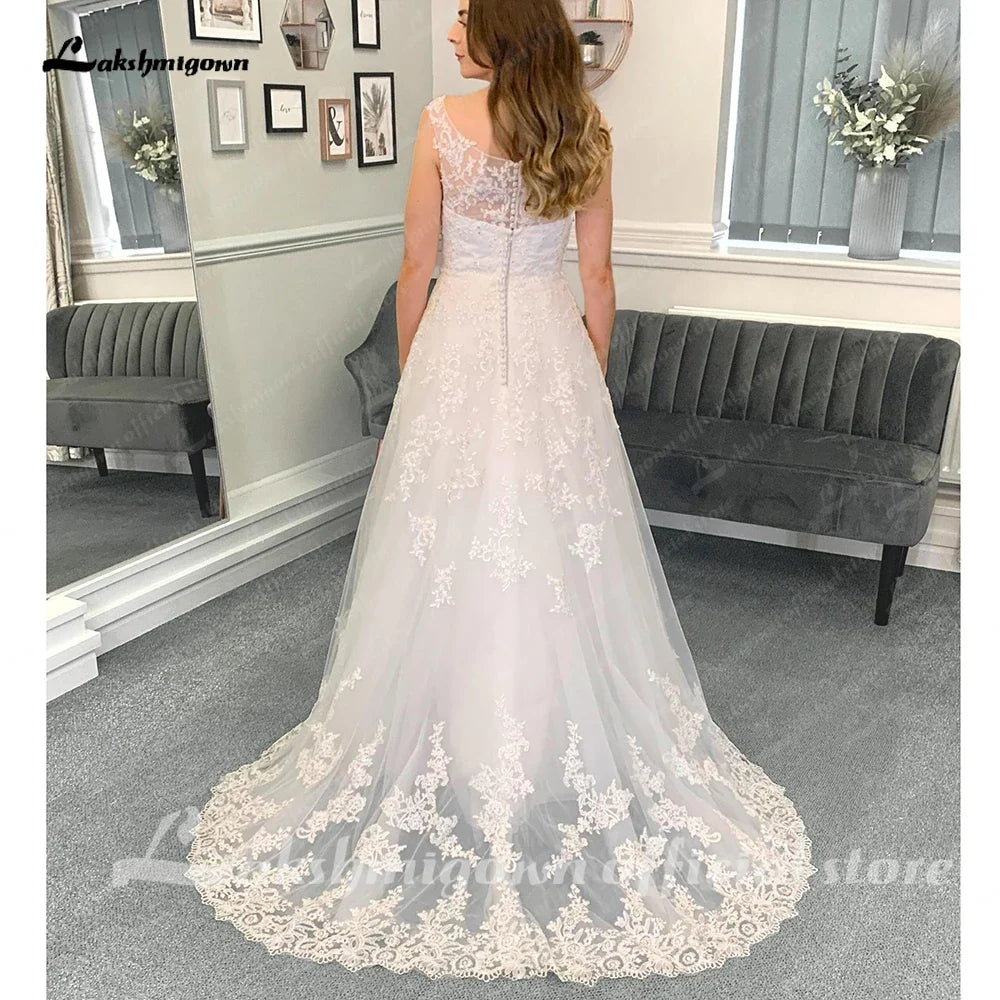 Vintage Formal Wedding Dresses Court Train A line Lace With Buttons Appliques 2025 Bridal Gowns vestido de casamento