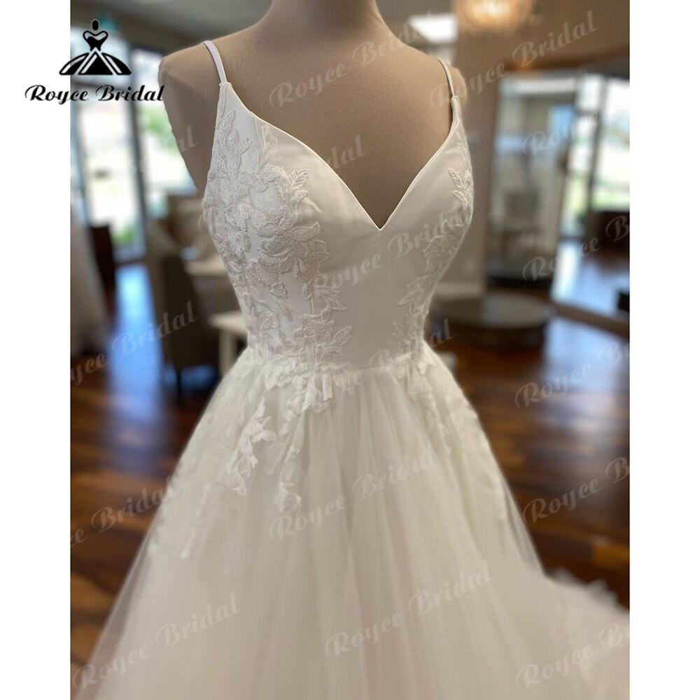 V Neck Spaghetti Straps Lace Appliques A Line Wedding Dress Satin Tulle 2025 Robe Mariee Boheme Chic Bridal Gown Bridal Elegant