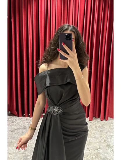 NumberSea - A - Line Evening Gown Elegant Dress Formal Fall Sweep / Brush Train Short Sleeve One Shoulder Satin with Ruched Slit