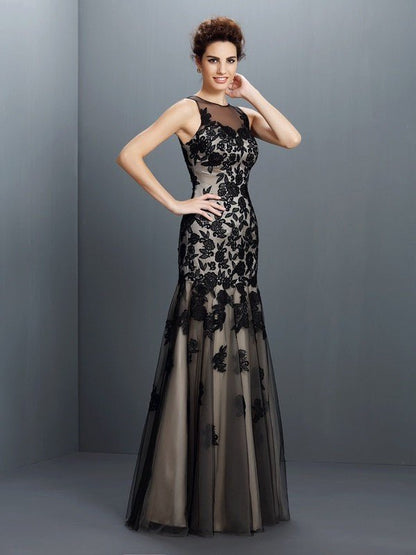 NumberSea - A - Line/Princess Bateau Applique Sleeveless Long Satin Dresses