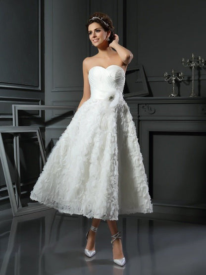 NumberSea - A - Line/Princess Sweetheart Bowknot Sleeveless Short Lace Wedding Dresses