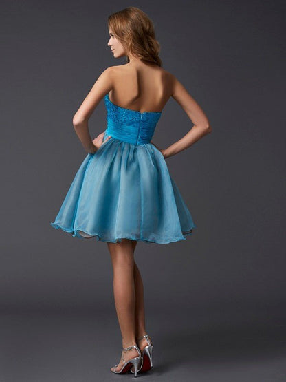 NumberSea - A - Line/Princess Sweetheart Sleeveless Lace Short Taffeta Homecoming Dresses