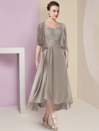 Zweiteiliges A-Linien-Kleid für die Mutter der Braut, formeller Hochzeitsgast, eleganter High-Low-V-Ausschnitt, asymmetrische knielange Chiffon-Spitze, halbe Ärmel, Wickelkleid inklusive gerüschter Applikationen