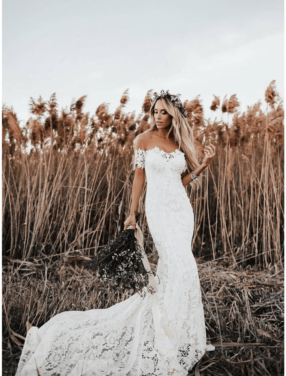 NumberSea - Beach Boho Wedding Dresses Chapel Train Mermaid / Trumpet Short Sleeve Off Shoulder Lace With Appliques Solid Color