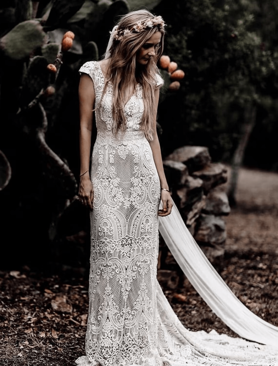 NumberSea - Beach Boho Wedding Dresses Court Train Mermaid / Trumpet Cap Sleeve V Neck Lace With Appliques Solid Color