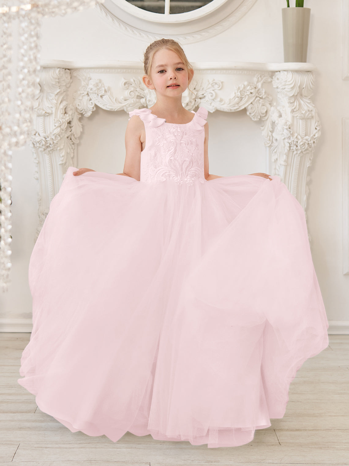 Elegant White Tulle Flower Girl Dress with Sweep Train