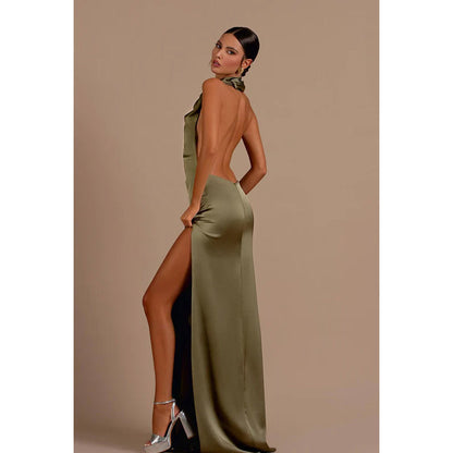 Sexy Neckholder-Abendkleid aus rückenfreiem Satin mit langem Etuikleid und Seitenschlitz