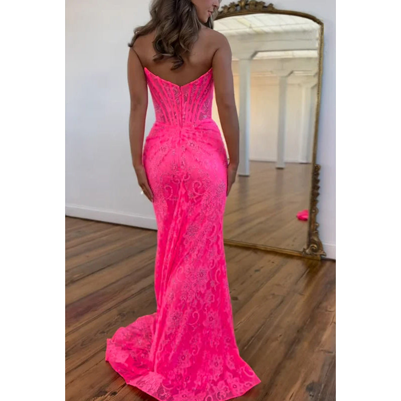 Elegant & Luxurious Off-Shoulder Sleeveless Side Slit Trumpet Applique Prom Dress