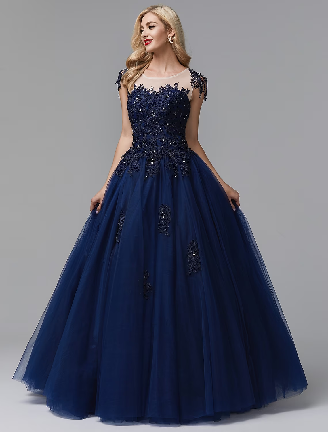 Ballkleid Ballkleider Glitzerkleid Quinceanera Kapellenschleppe Langarm Schulterfrei Satin mit Perlenapplikationen