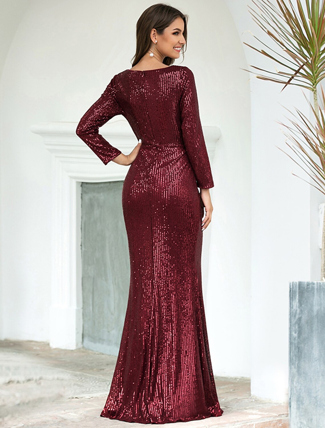 Sheath / Column Sexy Furcal Formal Evening Dress Plunging Neck Long Sleeve Floor Length Sequined with Sequin Split Front