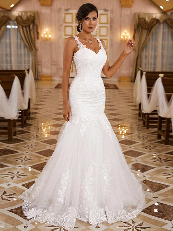 Trumpet/Mermaid Lace Applique V-neck Sleeveless Sweep/Brush Train Wedding Dresses