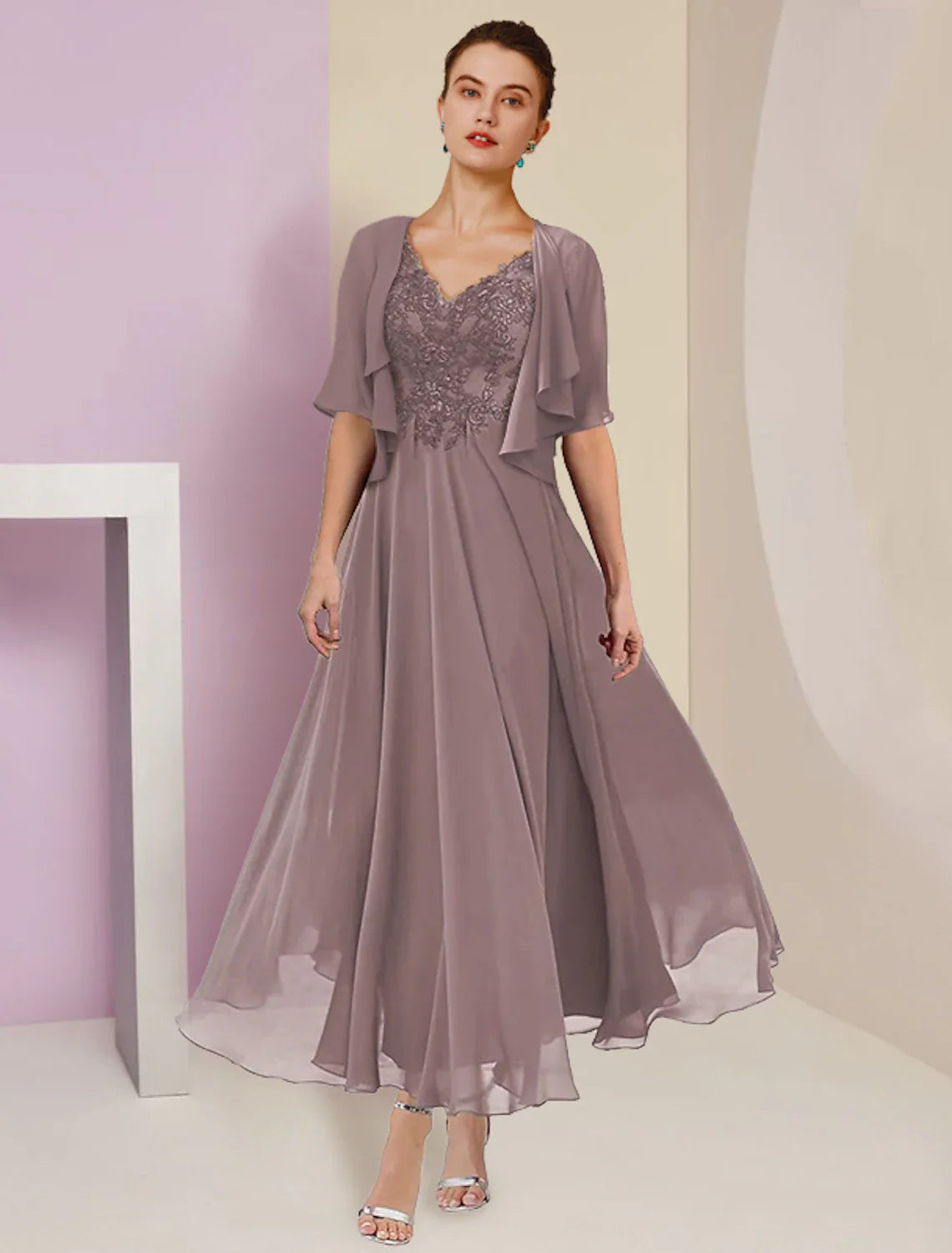 Zweiteiliges A-Linien-Kleid für die Mutter der Braut, formelle Hochzeitsgäste, elegantes V-Ausschnitt-Kleid in wadenlanger Chiffon-Spitze, kurzärmelige Jackenkleider mit Faltenapplikationen