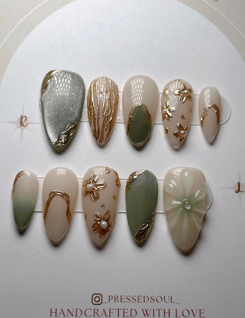 NumberSea - MIDORI | Gold Floral Nail Art Press On Nails | Jade Magnetic Nails | 3D Gel Nail Art | Gold Accent Nails | Cat Eye Nails