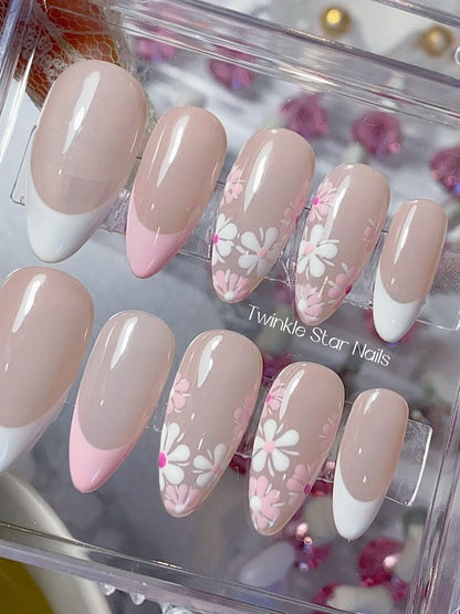 NumberSea - Pink and White Lace Flower / summer nails / high quality nails / solid nails / faux nails / unique nail design / inspo nails