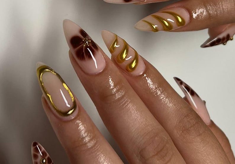 NumberSea - 3d golden chrome flower nails /custom press on nails/ hand made Press on Nails/Faux Acrylic Nails/ Gel Nails/Press on Nail