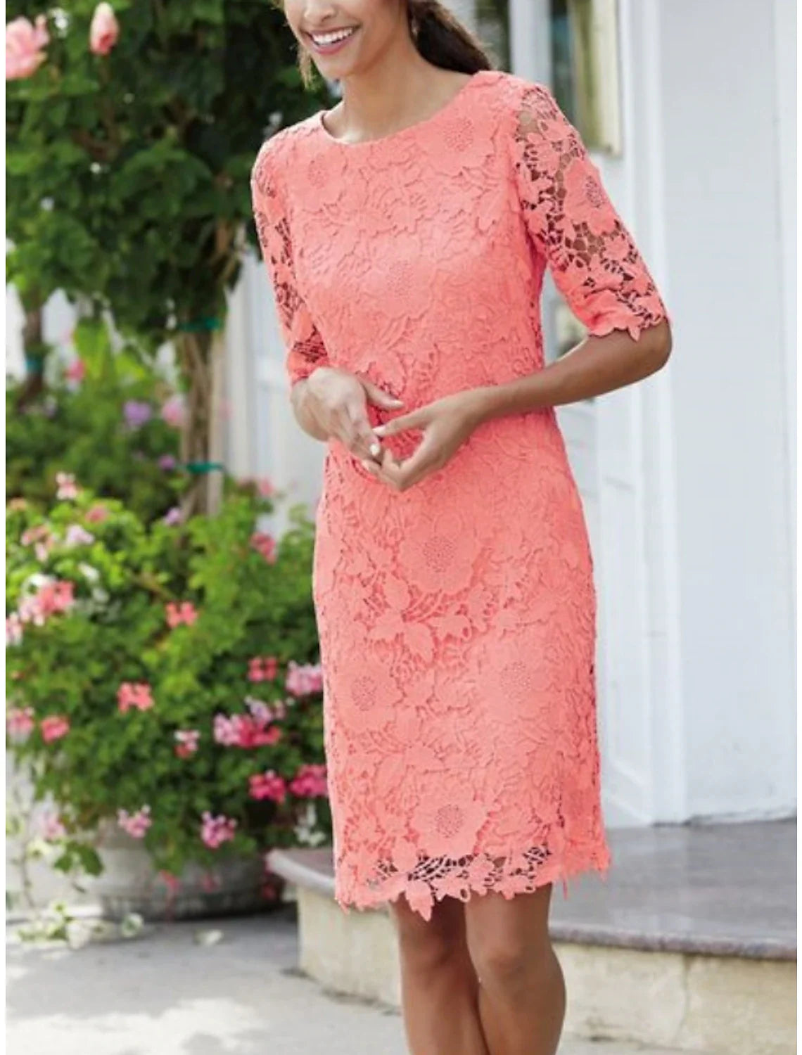 Sheath / Column Mother of the Bride Dress Wedding Guest Petite Sweet Scoop Neck Knee Length Lace Half Sleeve with Solid Color Fall