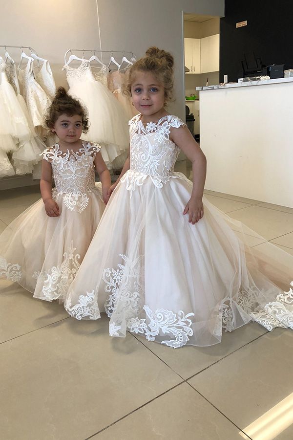 Long A-line Lace Appliques Tulle Flower Girl Dresses