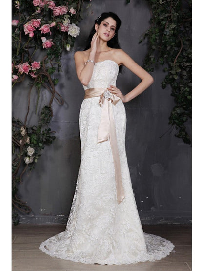 Sheath/Column Strapless Sleeveless Sash Long Lace Wedding Dresses