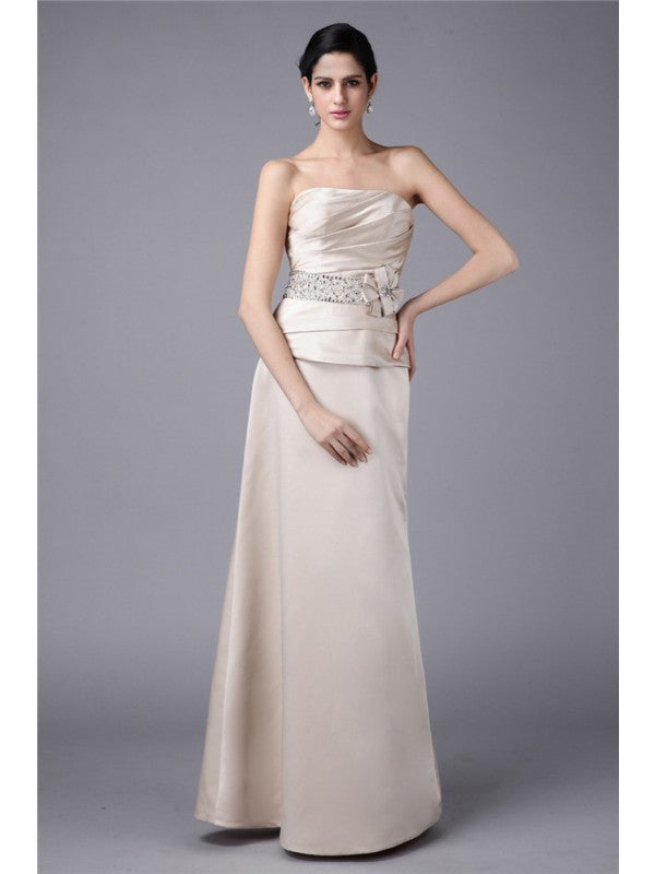 Sheath/Column Strapless Beading Hand-Made Flower Elastic Woven Satin Mother of the Bride Dresses