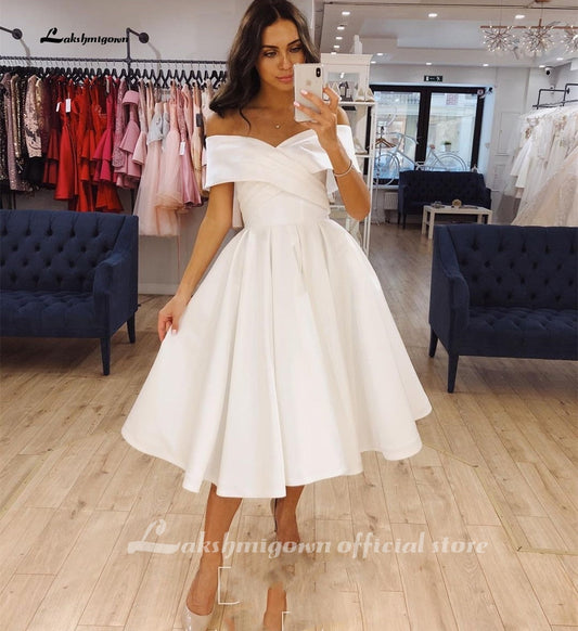 NumberSea Kurzes Hochzeitskleid Satin Knielang 2021 Falte Einfache Off Shoulder Brautkleid für Frauen Bräute Elegante Günstige Robe De Mariee