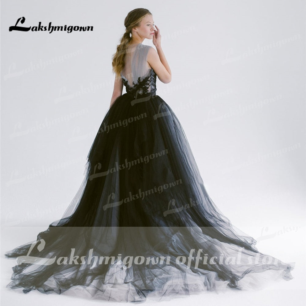 NumberSea Silber und Schwarz Zwei Steine ​​Hochzeit Kleider mit Kristallen Sexy Braut Kleid robes de mariee Gothic Schwarz Hochzeit Kleider