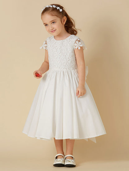 Short A-Line Lace Scoop Neck Wedding First Communion Flower Girl Dresses with Sleeves